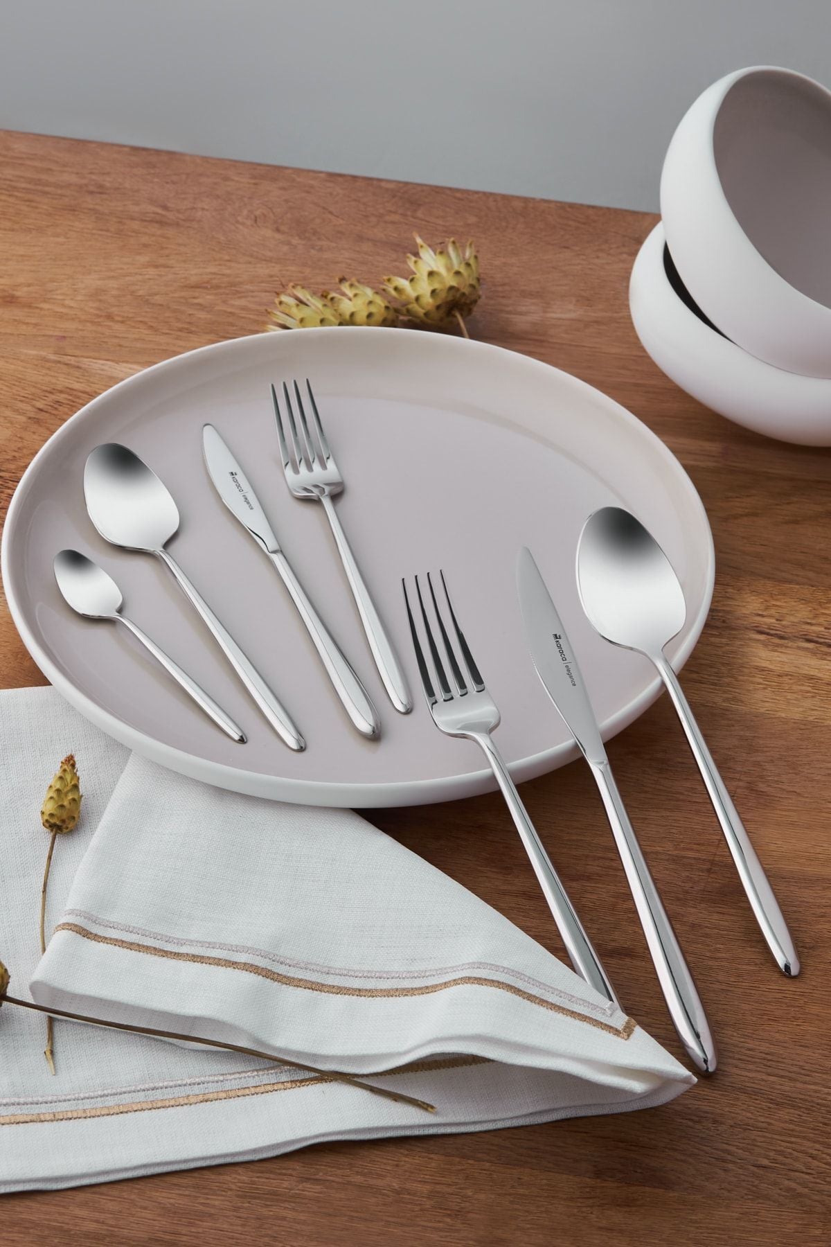 Karaca flow elegance 84 Piece 12 Place Setting Flatware Set - MALLTURK