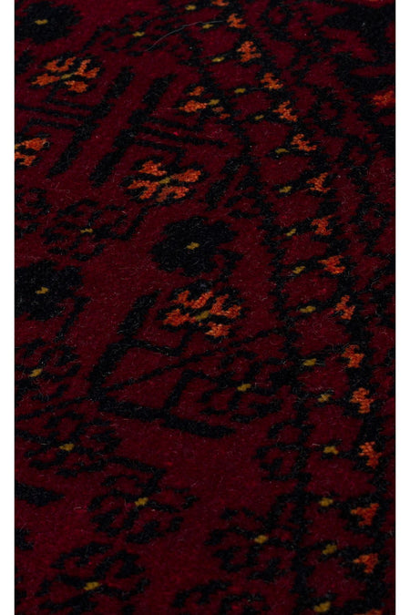 Eko Hali NOSTALGIA 960 Red Q is a special loom rug shaped by the intensive hand labor of women from Usak. - MALLTURK