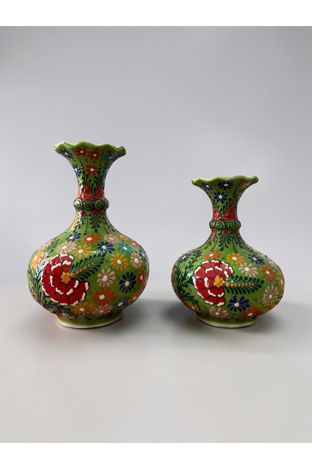 YOOS Handmade Embossed and Lace Work Green Double Tile Lettuce Vase Set (25cm-20cm) - MALLTURK