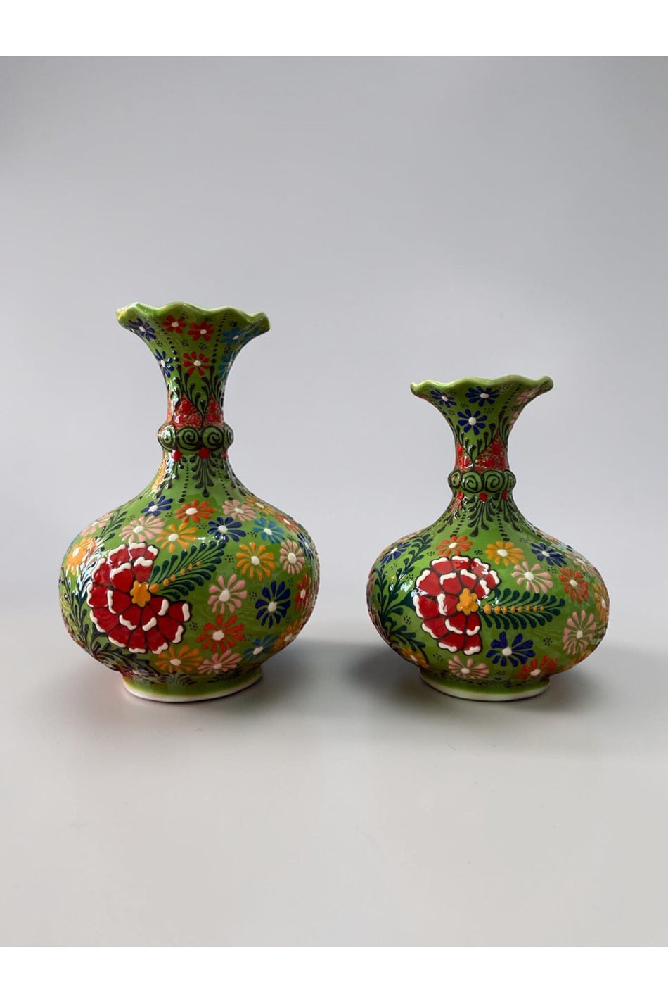 YOOS Handmade Embossed and Lace Work Green Double Tile Lettuce Vase Set (25cm-20cm) - MALLTURK