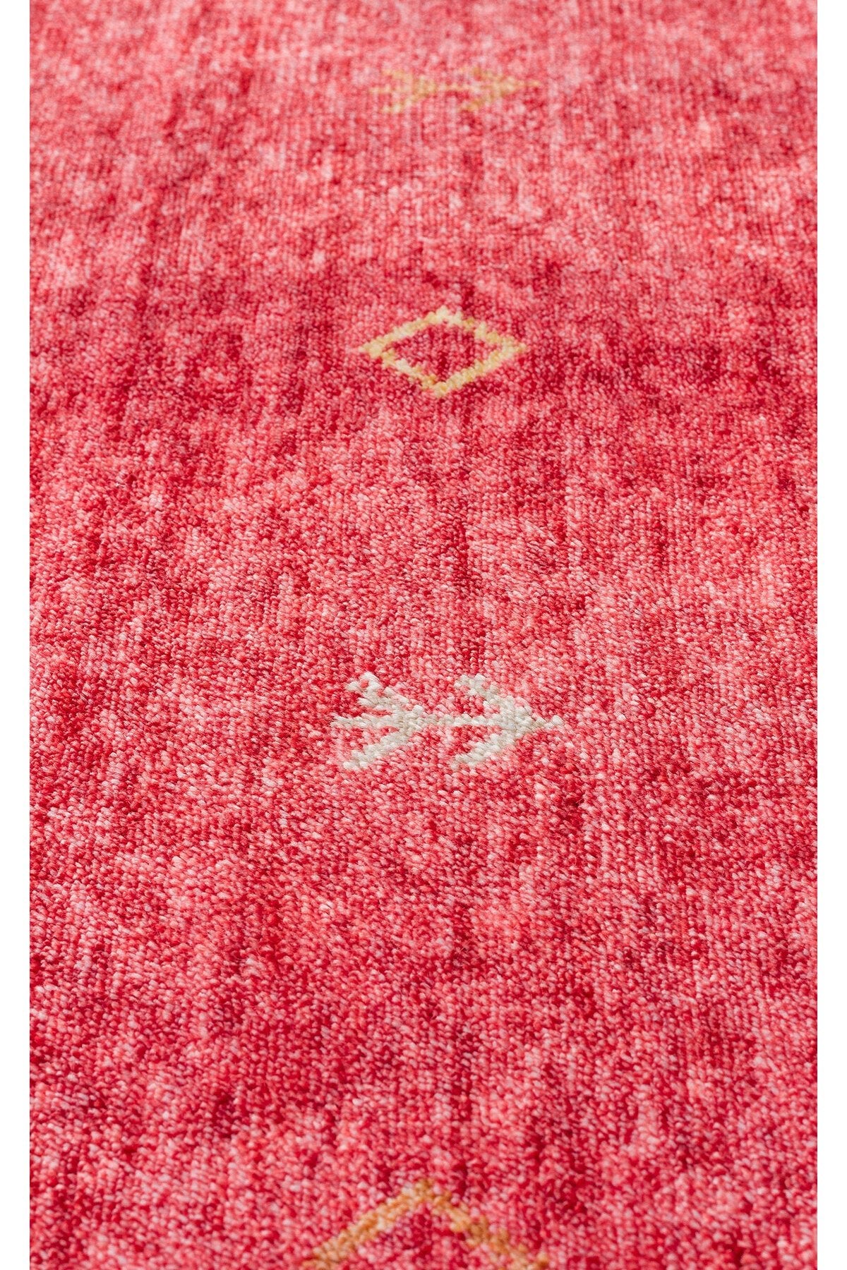 Eko Hali Zara ZR 11 Red Autumn is a special loom rug shaped by the intensive handiwork of women from Usak. - MALLTURK