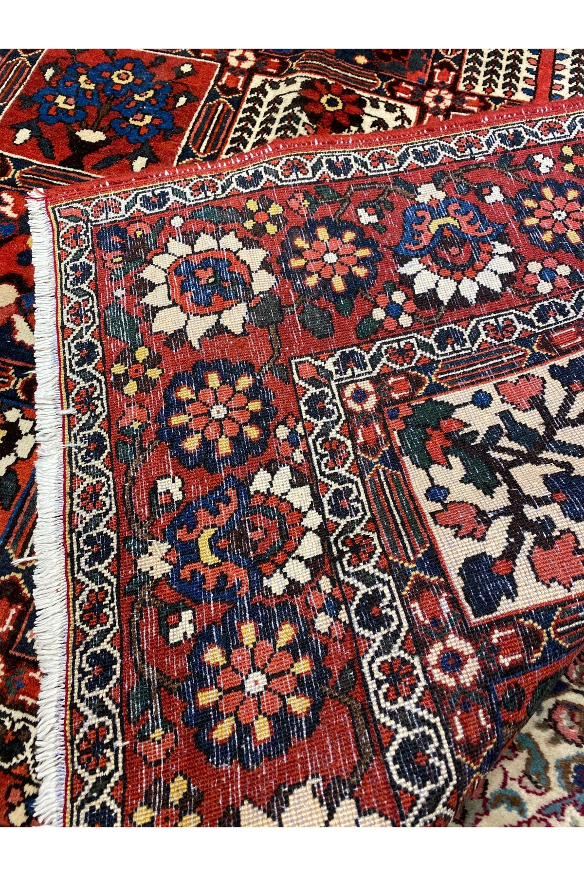 RD RAMAZAN DAG Hand Rug Art Hand-Woven Iranian Bahtiyari Rug Cotton Fringe with Wool Weave Natural Dye Size 3x2
