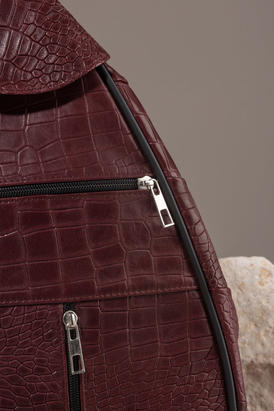 Fubileather Genuine Leather Crocodile Print Mochila Backpack, Shoulder Bag Burgundy