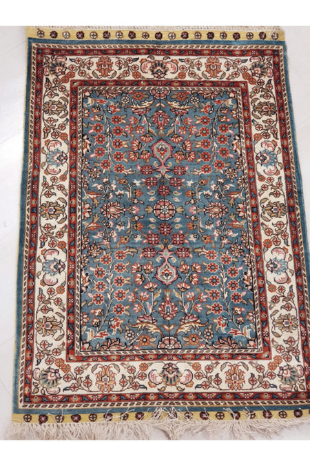 Misiny Silk Rug Hand-Woven 62 X 93 cm 1004
