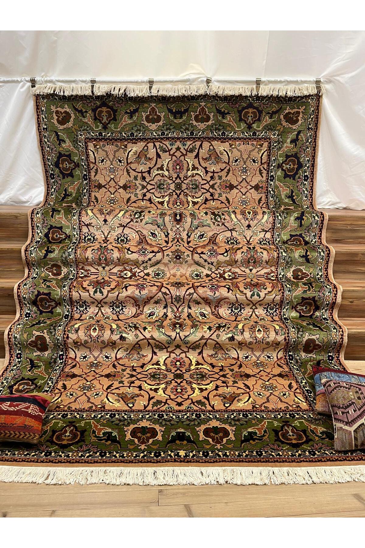 SIRVAN Rug Hand-Woven Hereke Rug - 338 x 224 - MALLTURK