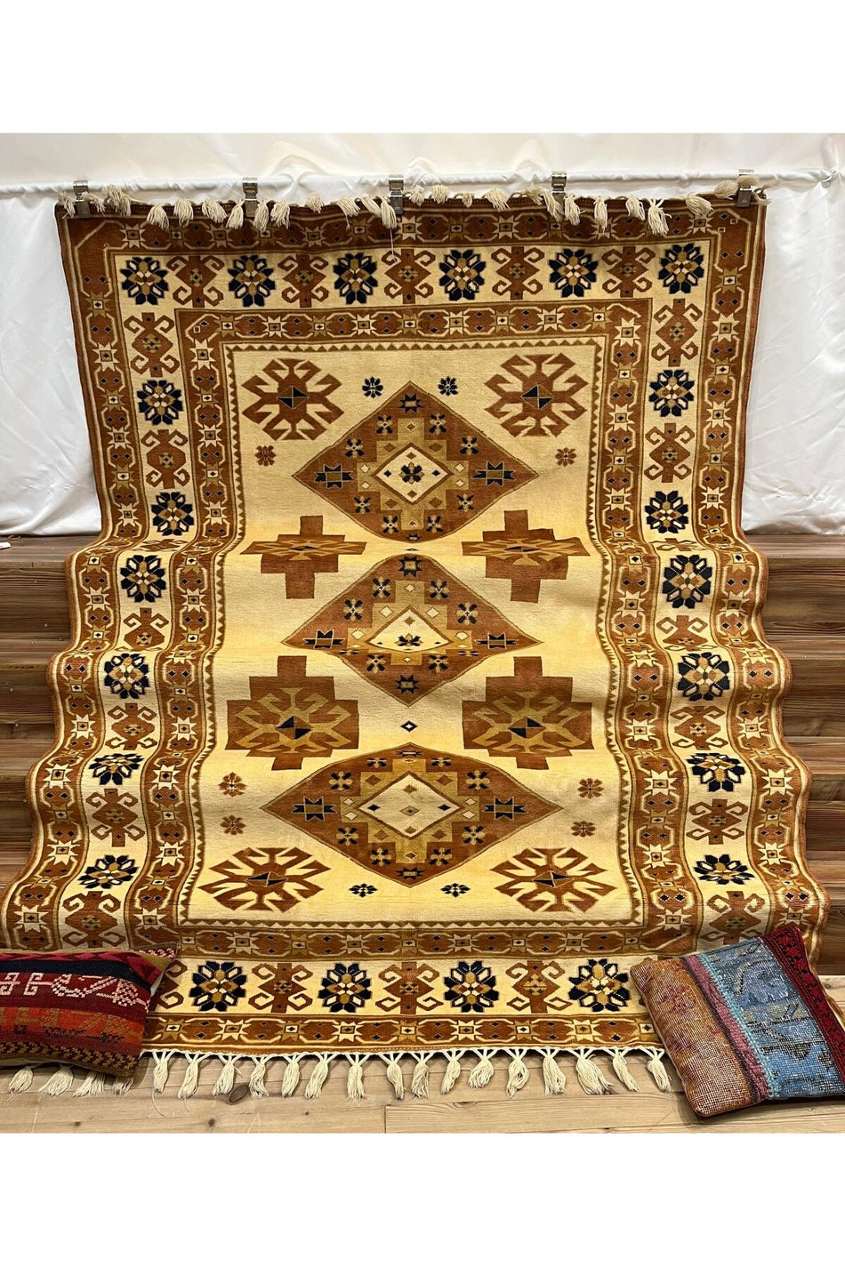 Sirvan Handwoven Yoruk Carpet - 196 x 274 - MALLTURK