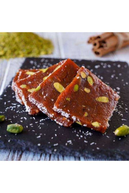 Yeni Ugur Pistachio Carrot Confection 1000 g - MALLTURK