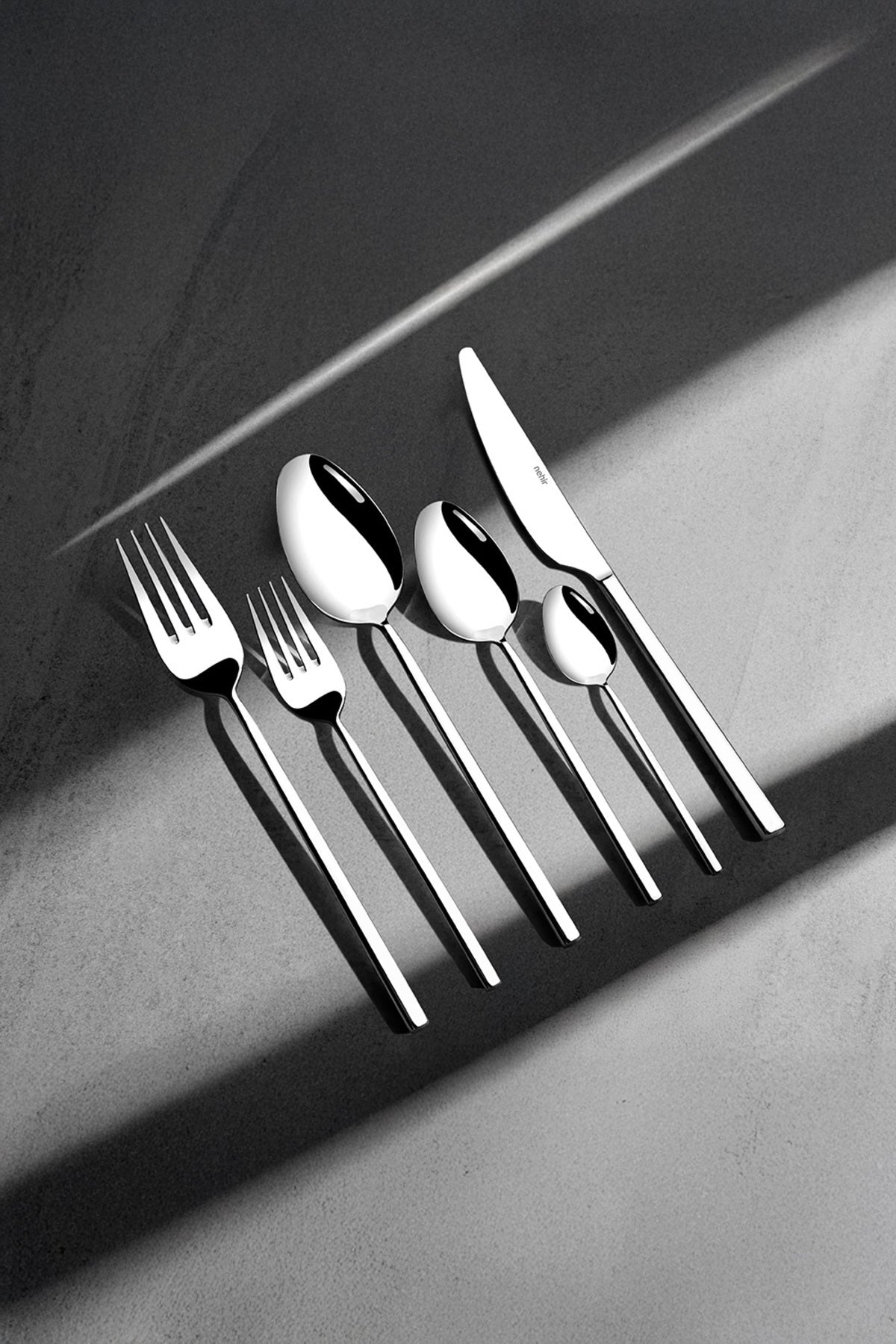 Nehir gloria Plain 12 Place Setting 72 Piece Flatware Set - MALLTURK