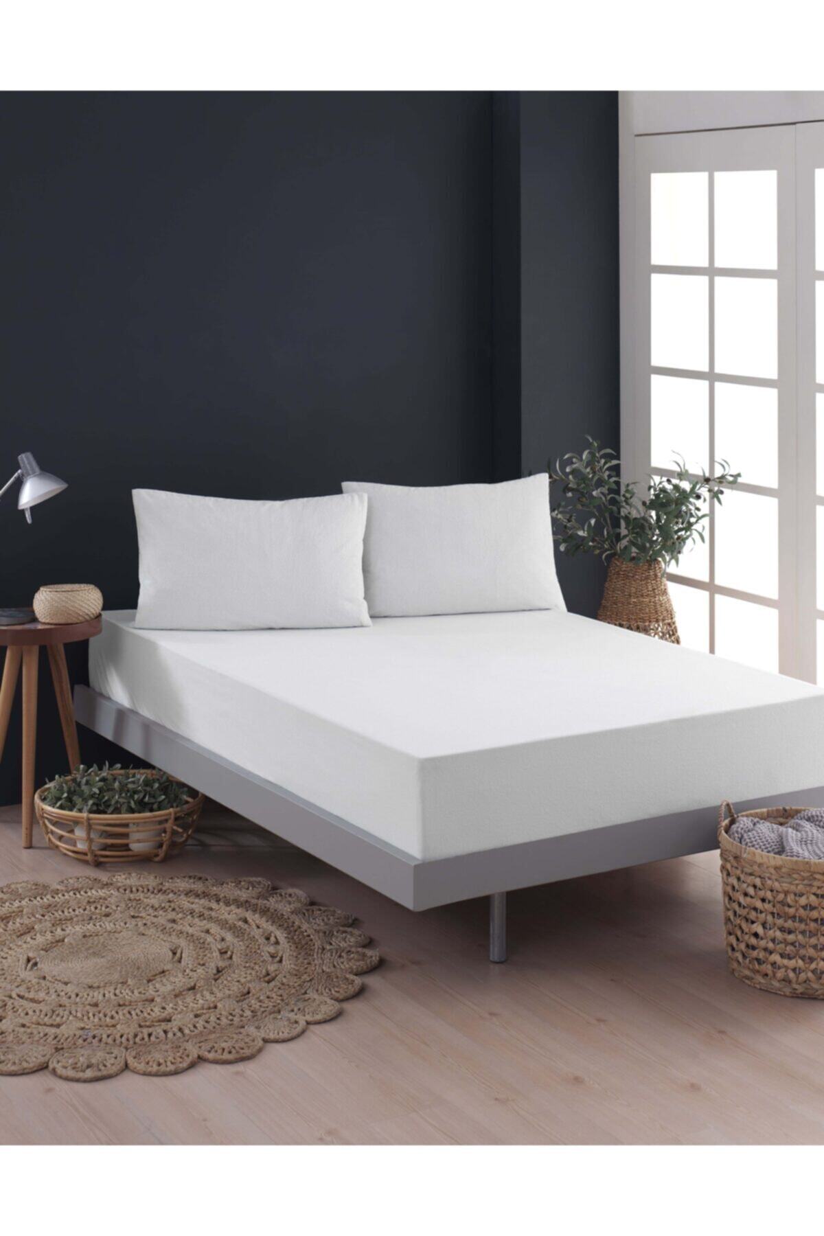 VESSINOHOME Micro Waterproof Microfiber Fitted Mattress Protector - MALLTURK