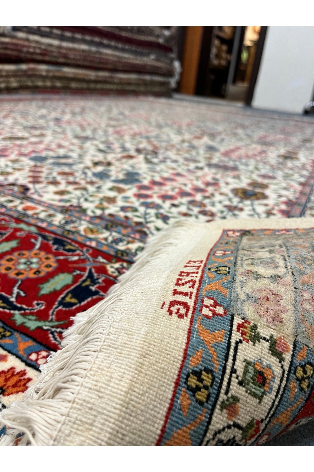 FT Halicilik White Prison Workshop Hereke Hand-Woven Seven Mountains Flower Sumerbank Hereke Hand Rug - MALLTURK