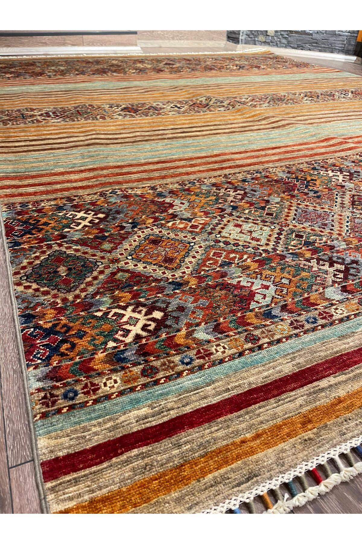 Rustikev ORJIN Rug - MALLTURK