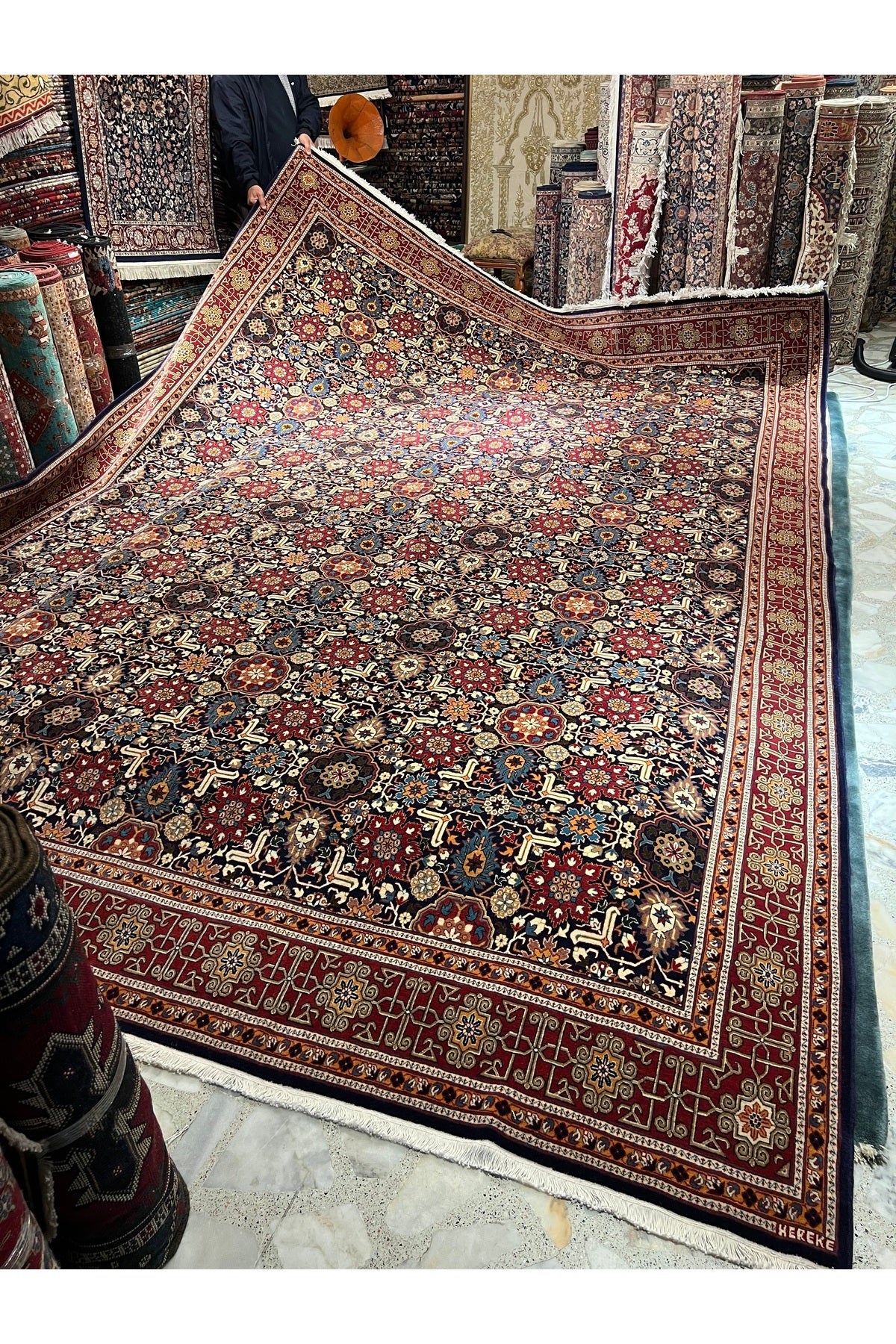 RD RAMAZAN DAG Hand Rug Art Hand-Woven Sumerbank Hereke Rug Signed Kafkas Design Premium Quality Size 417x300 - MALLTURK