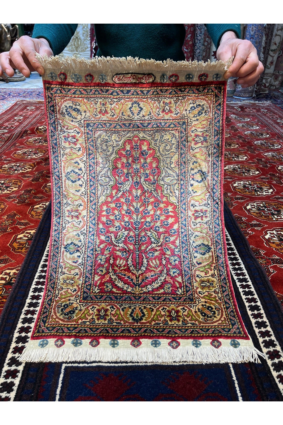 RD RAMAZAN DAG Hand Rug Art Hand-Woven Kayseri Pure Silk Rug Tree of Life Signed Size 70x44 - MALLTURK