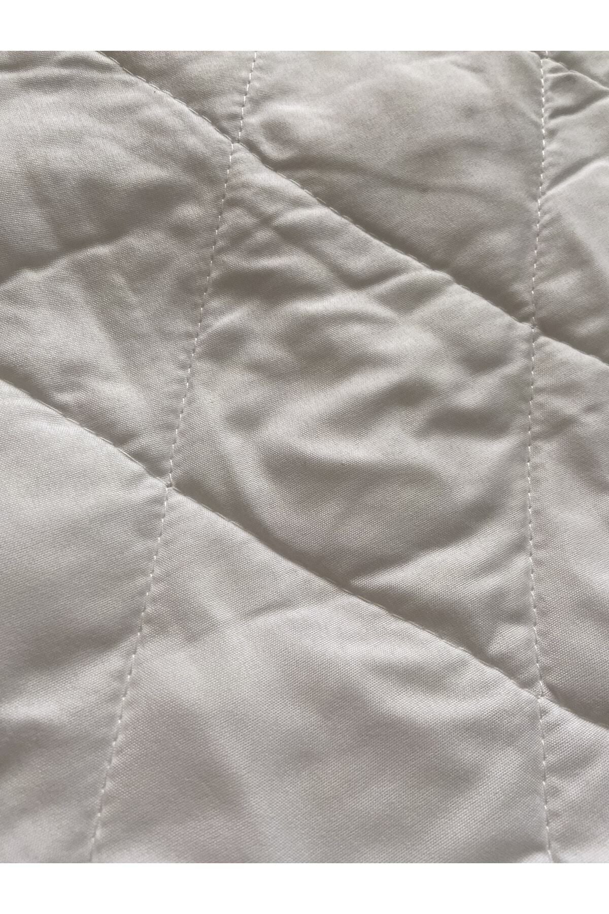 Brillant Home Microfiber Fitted Mattress Protector - MALLTURK