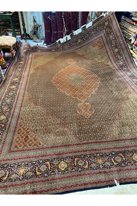 RD RAMAZAN DAG Hand Rug Art Hand-Woven Iranian Mahi Rug Wool Blend Premium Quality Exceptional Bir Urun Size 400x300 - MALLTURK