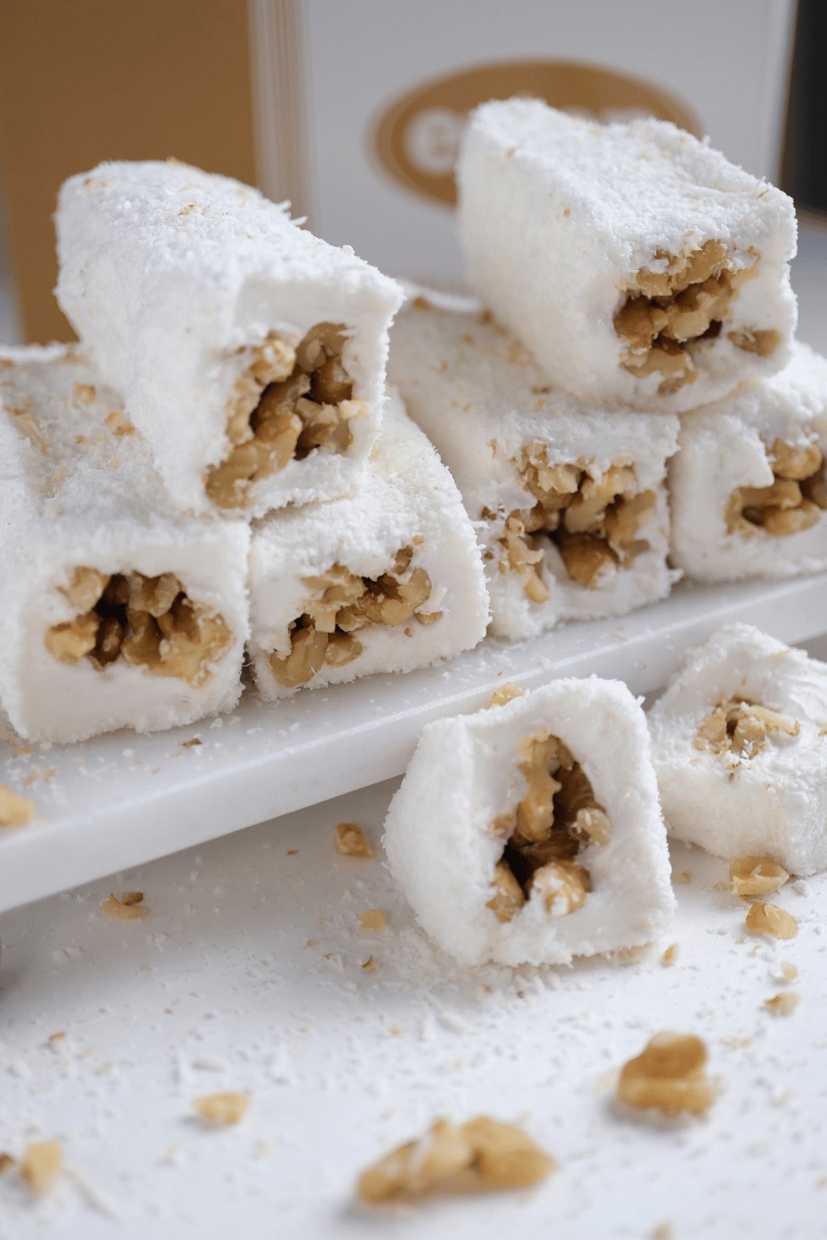 Erten sekerleme Sultan Style Walnut Turkish Delight 1 kg - MALLTURK