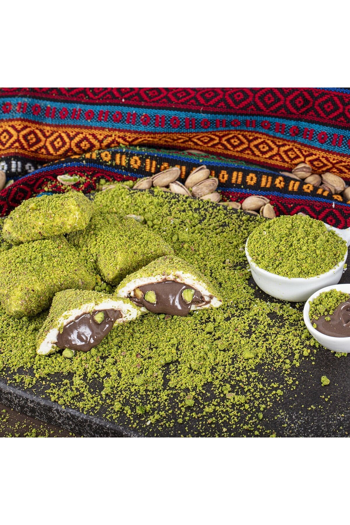 Bir dunya kuruyemis bohca Pistachio cilokata Filled Turkish Delight 800 g - MALLTURK