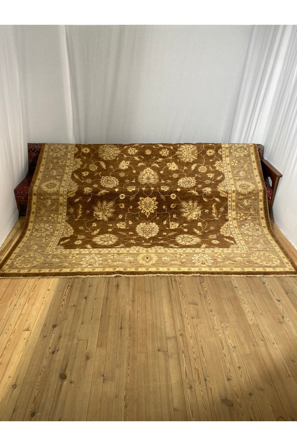 SIRVAN Rug Hand-Woven Usak Rug 306 x 415 - MALLTURK