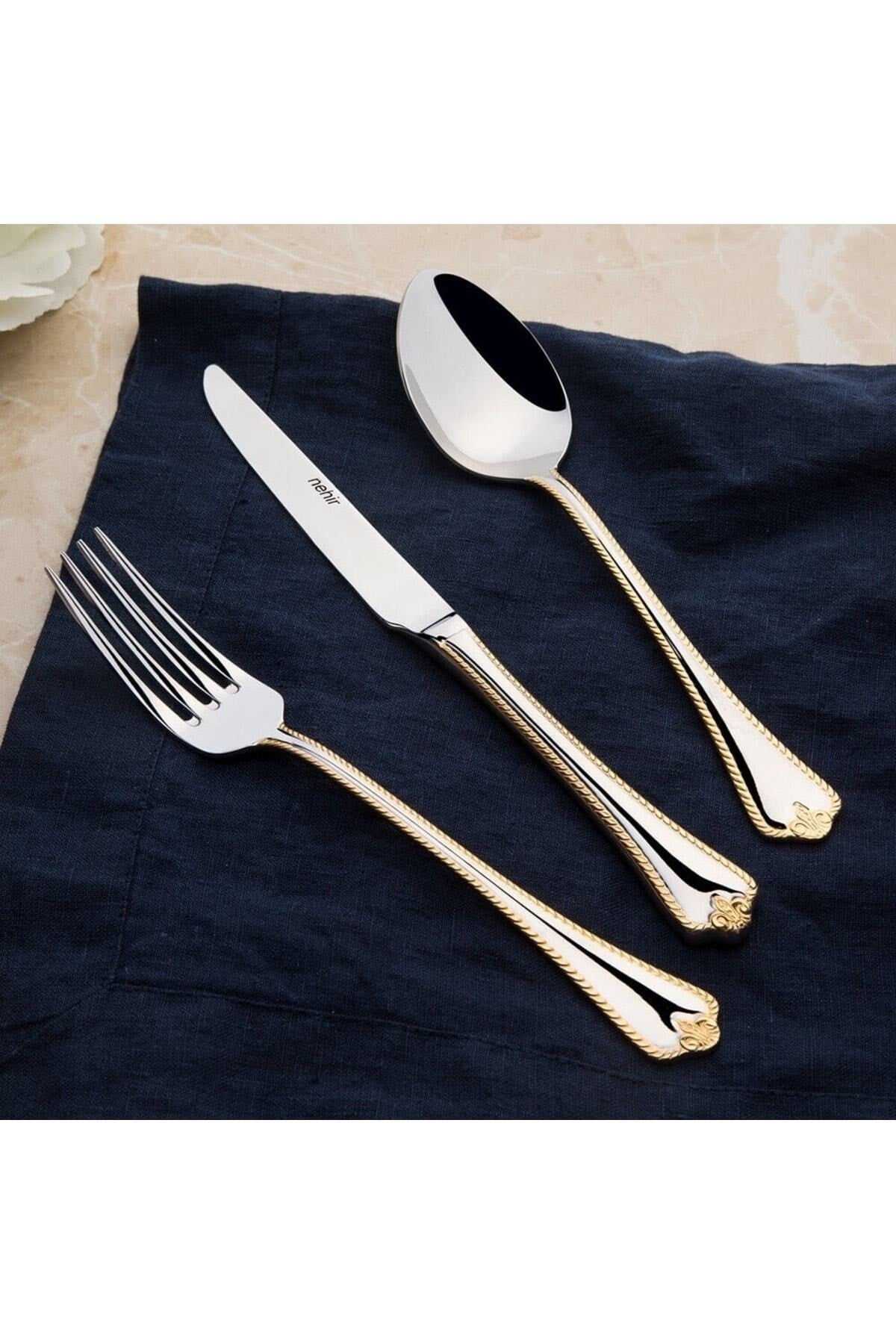 Nehir fulya 24 ayar Plain Gold Plated 72 Piece deri Boxed Flatware Set