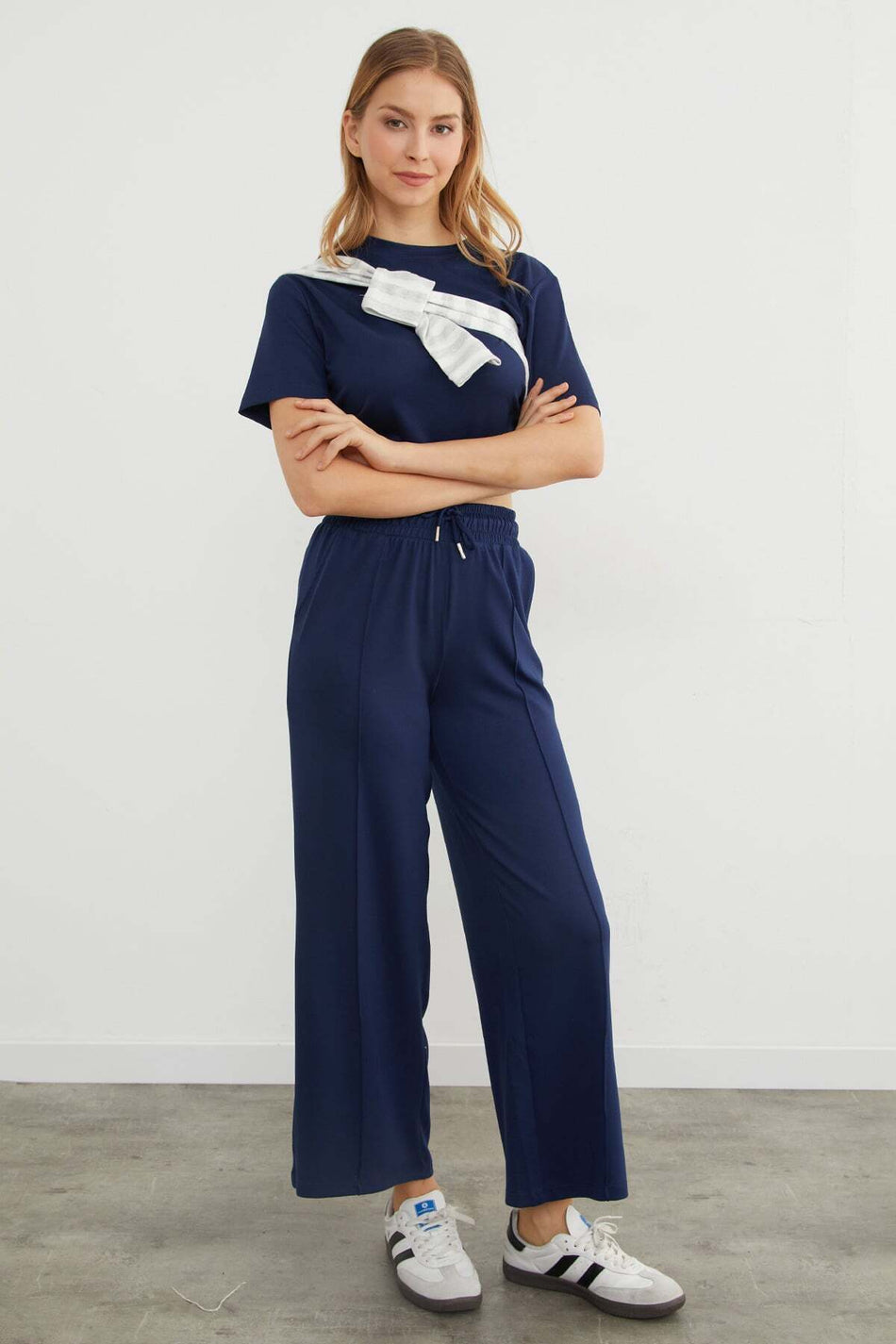 Modal Sweatpants with Tie Waist and Green Front Detail