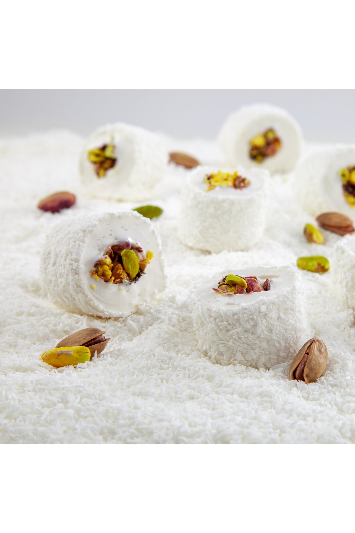 Lokum Atolyesi Sultan Style Pistachio Rolled Turkish Delight 500g - MALLTURK