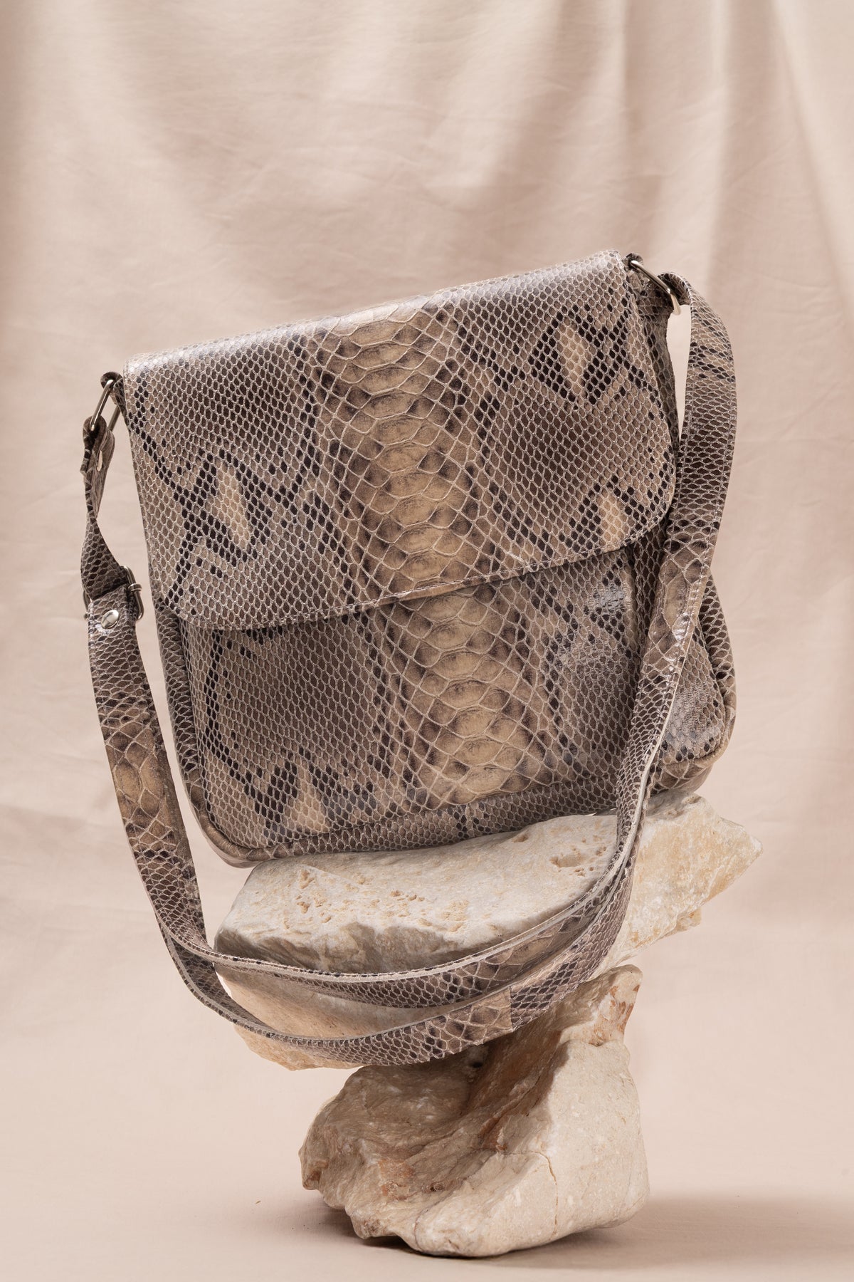 Fubileather Genuine Leather Mini Crossman Unisex Crossbody Bag