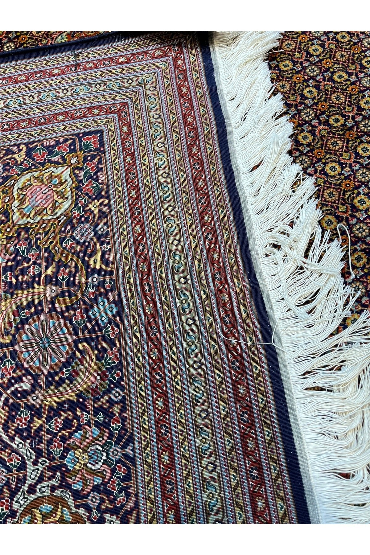 RD RAMAZAN DAG Hand Rug Art Hand-Woven Iranian Mahi Rug Wool Blend Premium Quality Exceptional Bir Urun Size 400x300 - MALLTURK