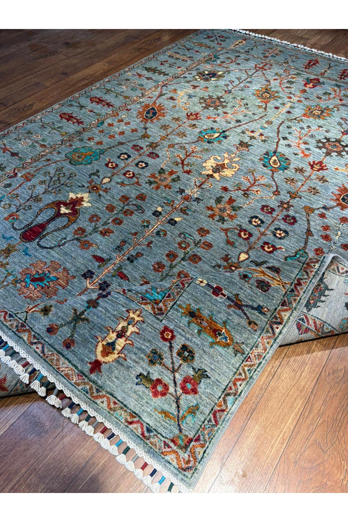 Wool Hand-Woven Afghan Rug
