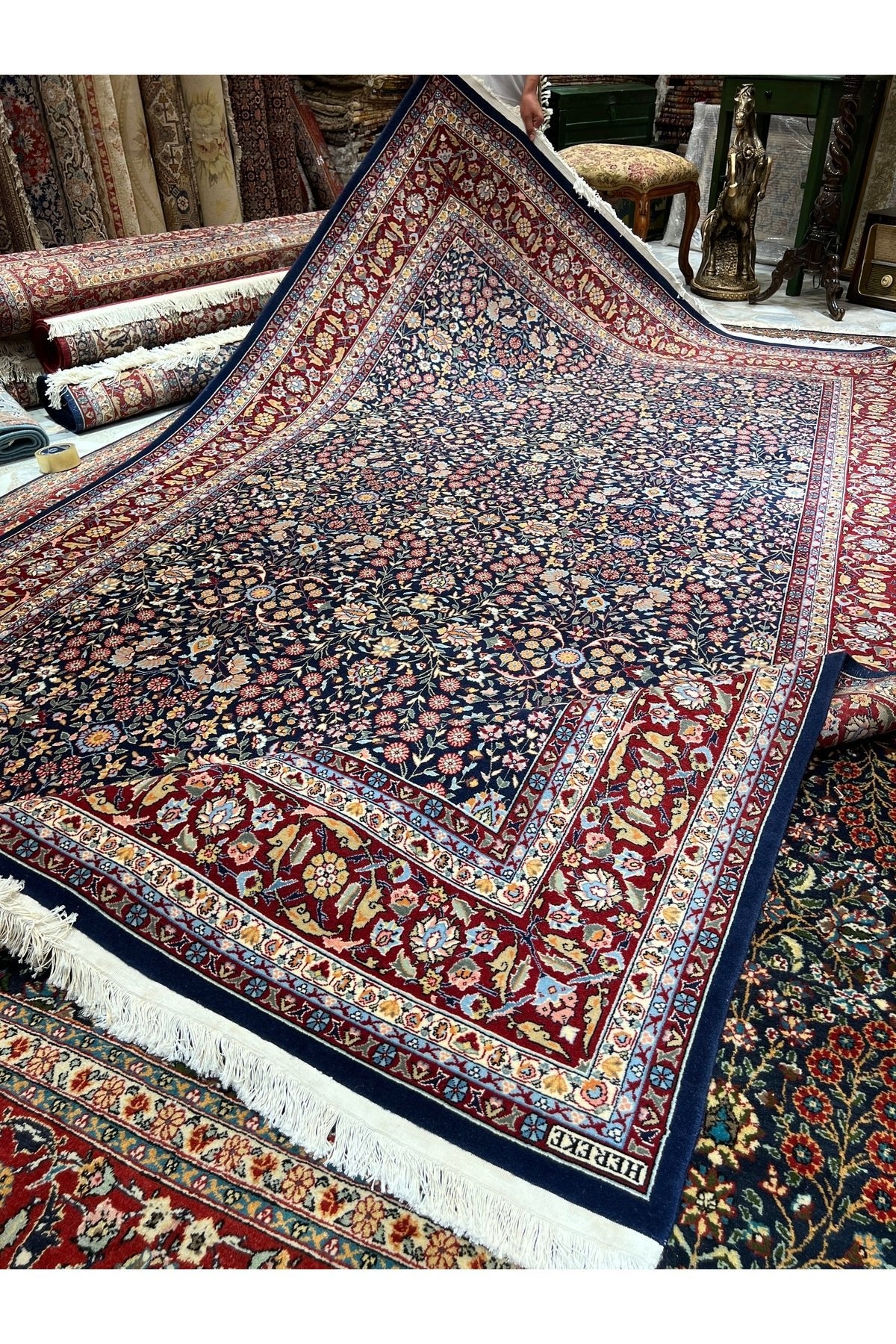 RD RAMAZAN DAG Hand Rug Art Hand-Woven Hereke Rug Signed Seven Mountains Flower Design Size 330x200 - MALLTURK