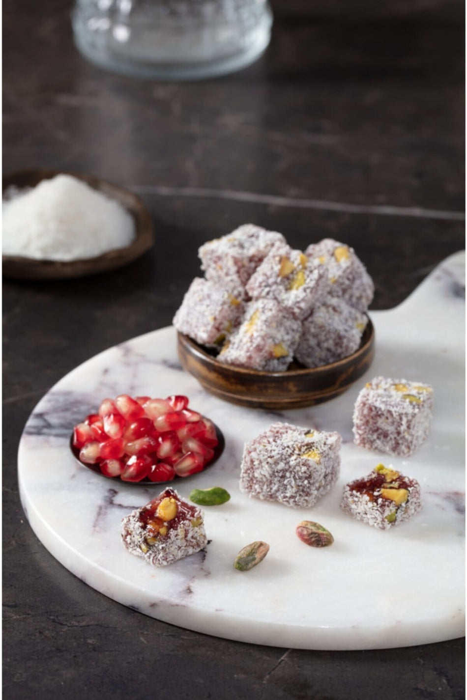 MESHUR safranbolu lokumcusu Coconut Pomegranate Flavored Flavored Pistachio Turkish Delight 500 g - MALLTURK