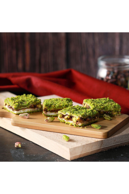 Haci serif ici disi Pistachio Chocolate bohca Turkish Delight motif desenli kutu - MALLTURK