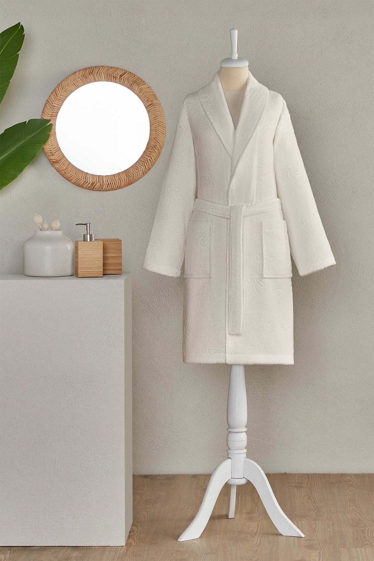 Ozdilek Floretta Bow Shawl Collar Bathrobe - MALLTURK