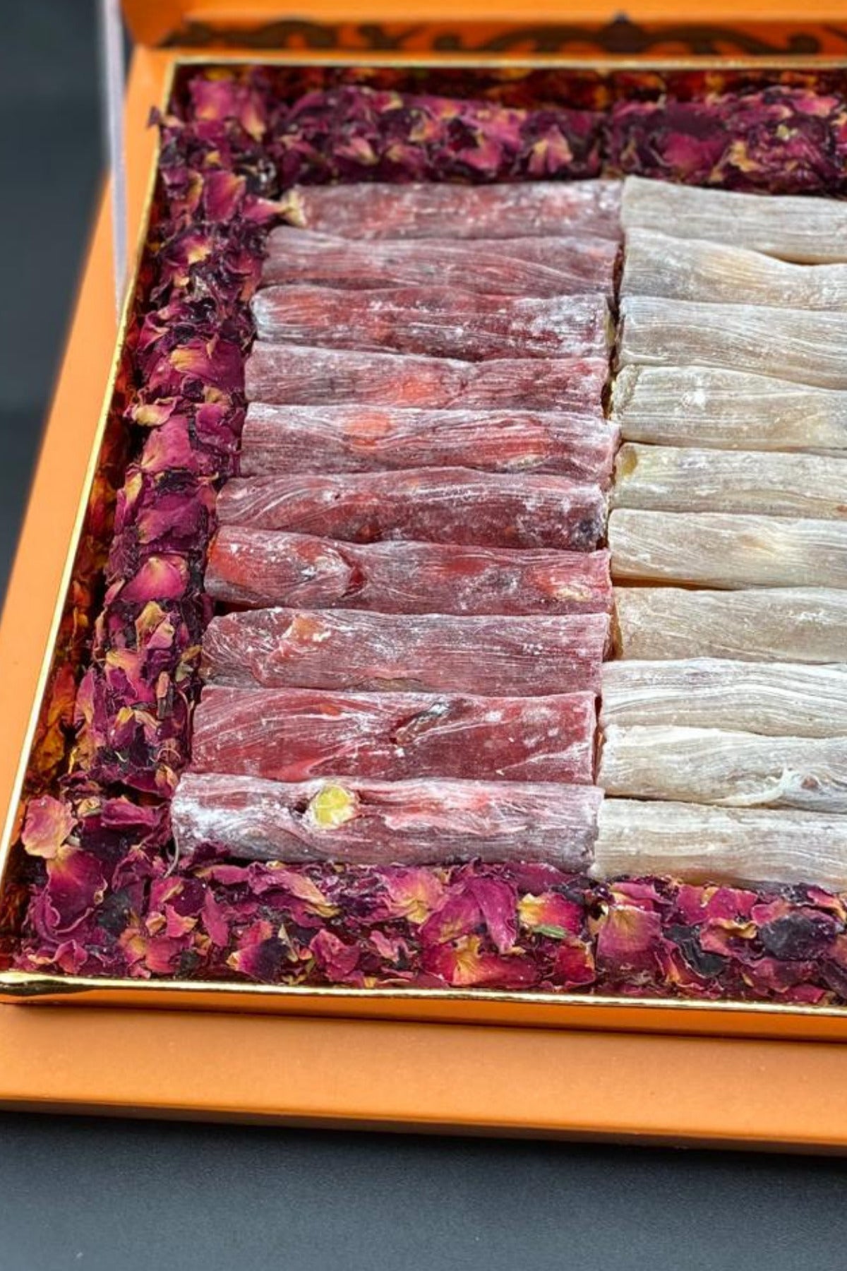 Kutluhan 450 g Assorted Rose Flavored a damlasakizli Pomegranate Flavored parmak fitil turkish delight Turkish Delight 450 g - MALLTURK