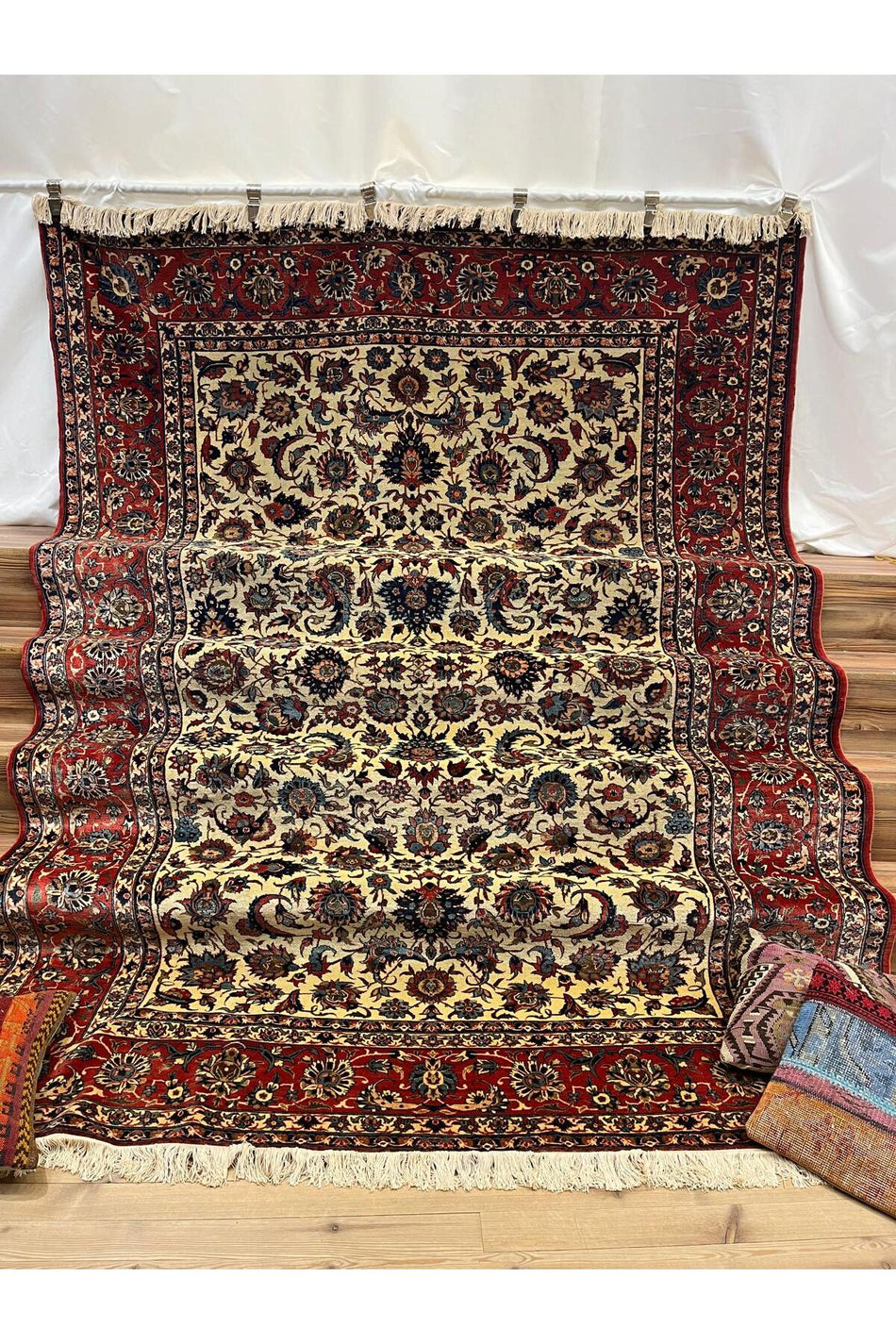 SIRVAN Rug Hand-Woven Hereke Rug - 290 x 215 - MALLTURK