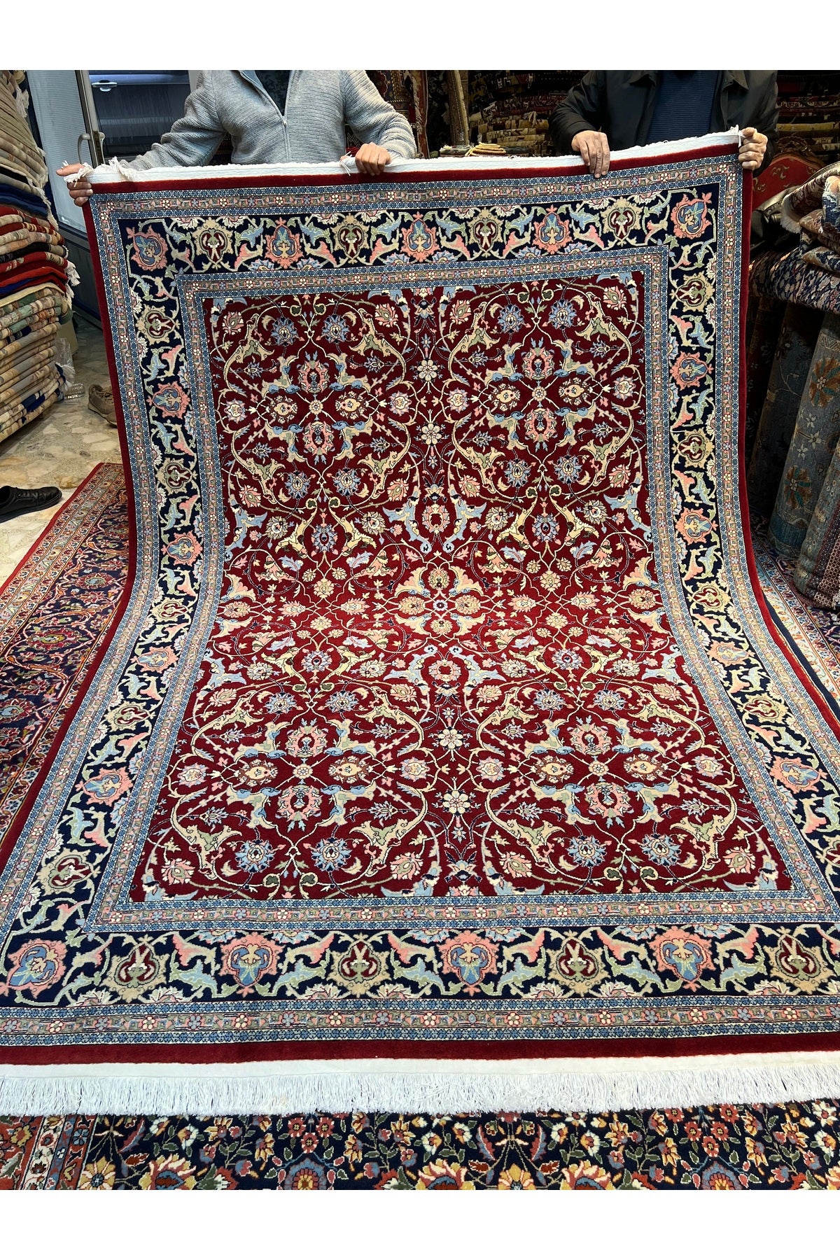 RD RAMAZAN DAG Hand Rug Art Hand-Woven Hereke Rug Signed Polonez Design Red Accent Size 272x195 - MALLTURK