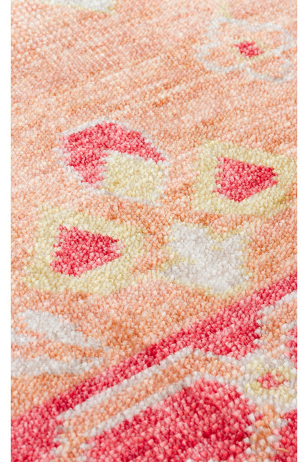 Eko Hali Zara ZR 17 Red Autumnn is a special loom rug shaped by the intensive handiwork of women from Usak. - MALLTURK