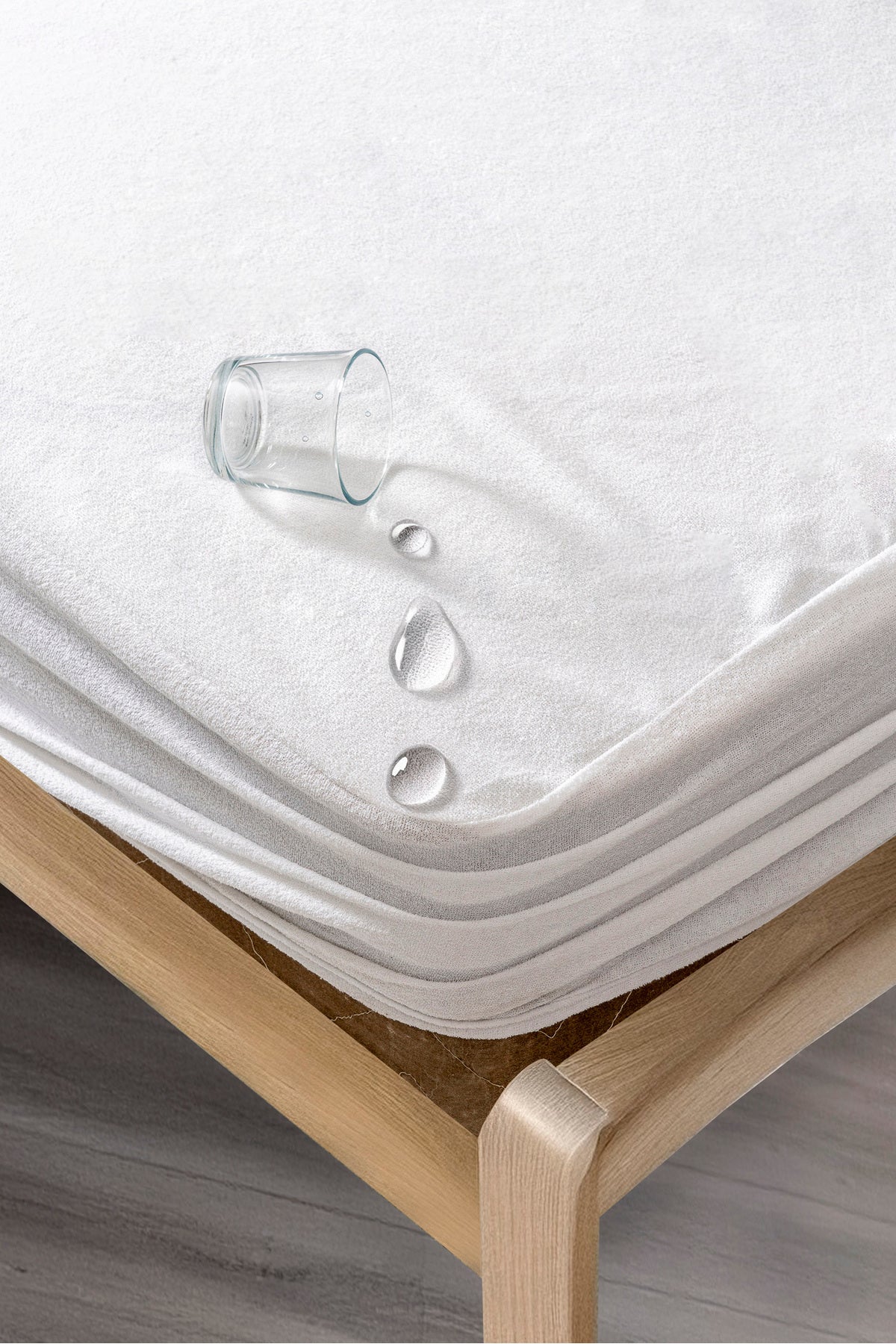 BELENAY Nubo Waterproof Fitted Mattress Protector - MALLTURK