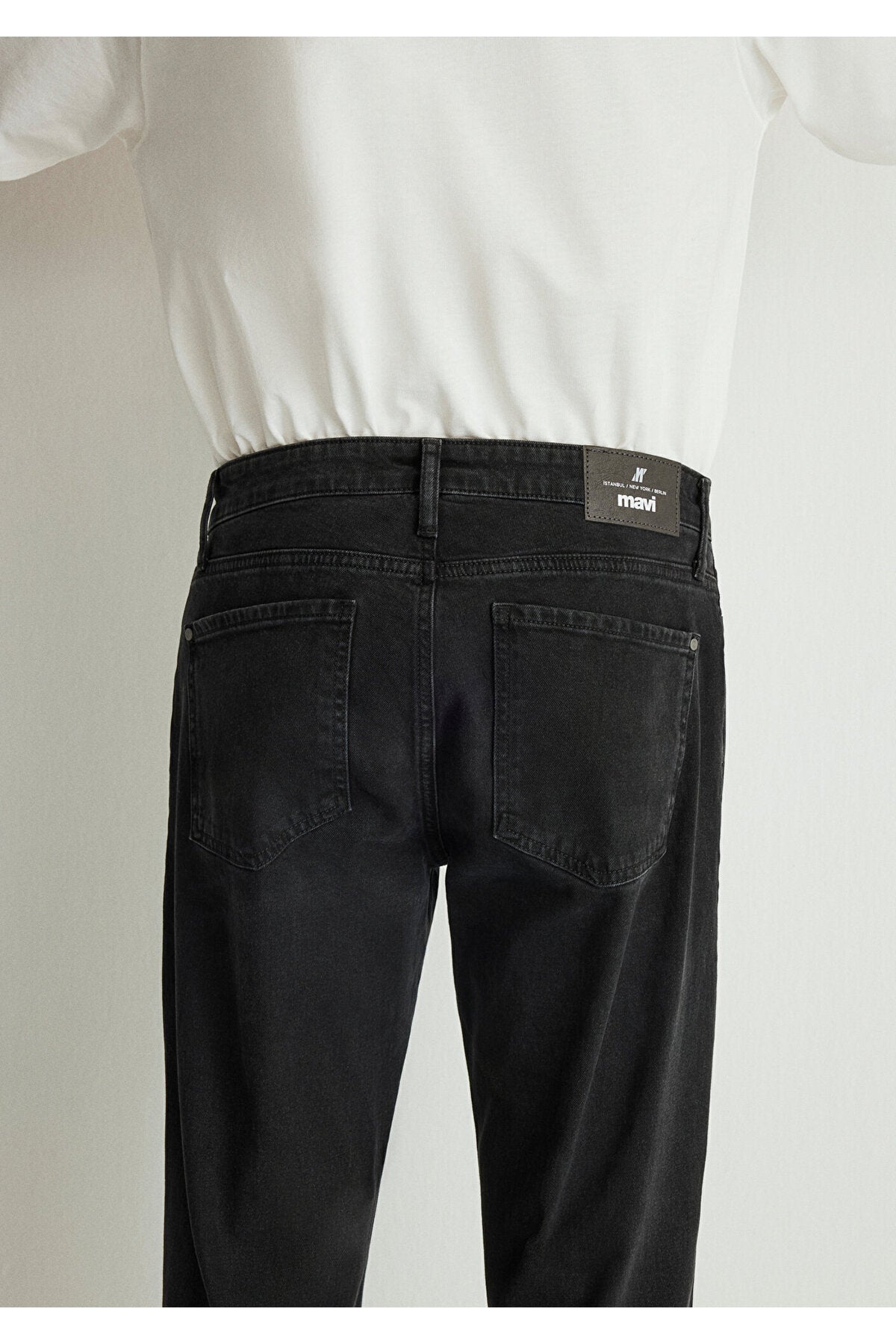 Mavi Milan Street Anthracite Smoke Jeans 0081082175 - MALLTURK