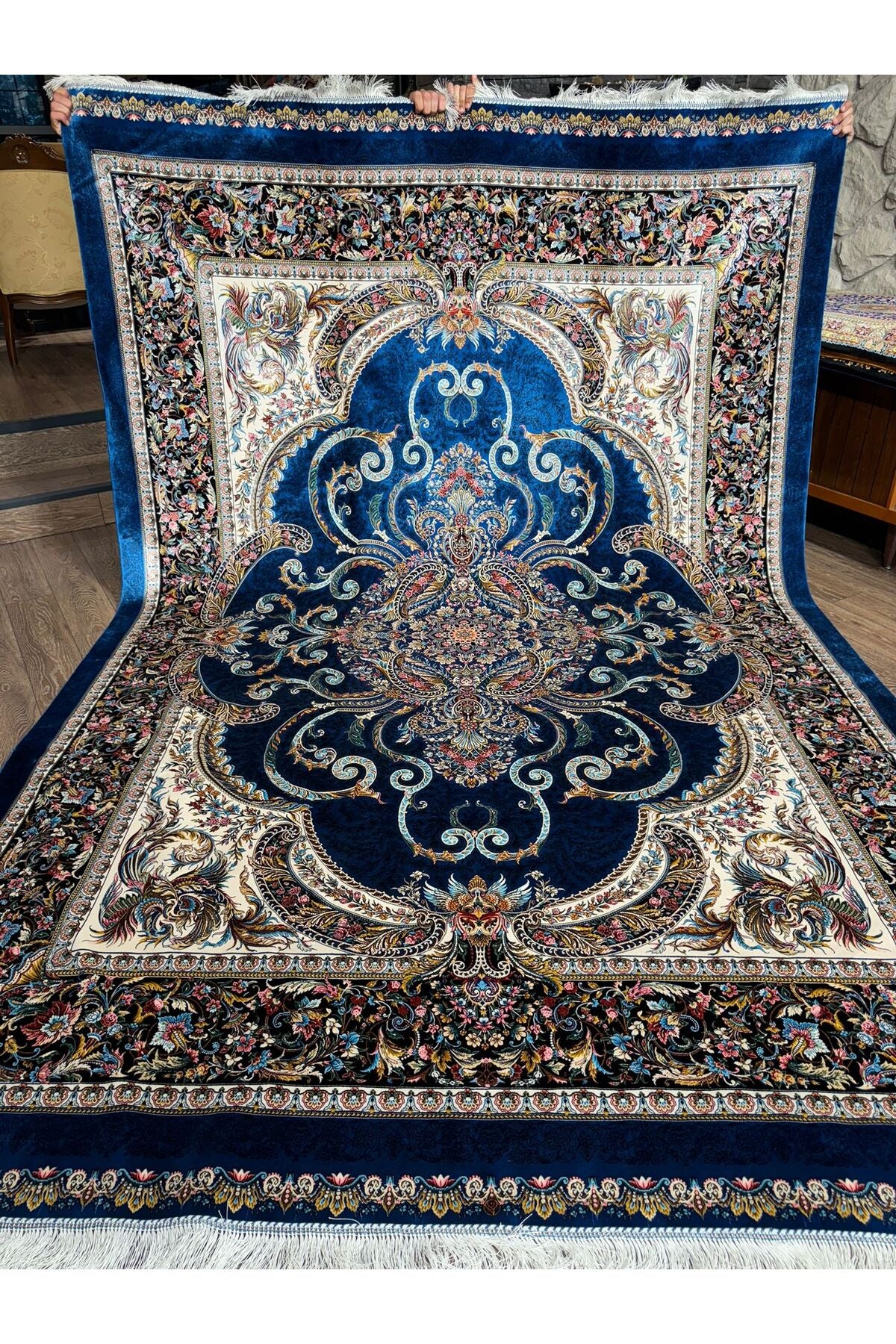 Rustikev Iranian Silk Rug - MALLTURK