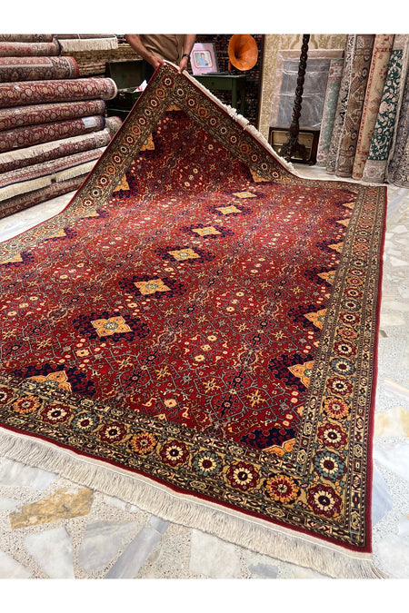 RD RAMAZAN DAG Hand Rug Art Hand-Woven Hereke Rug Prison Workshop Weave Star Pattern Design Size 330x230 - MALLTURK