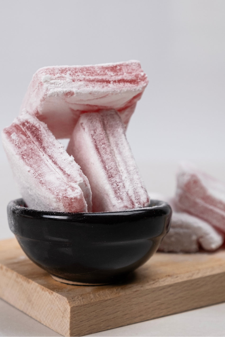 Leblebi Carsisi Leaf Style Rose Turkish Delight 400 g - MALLTURK