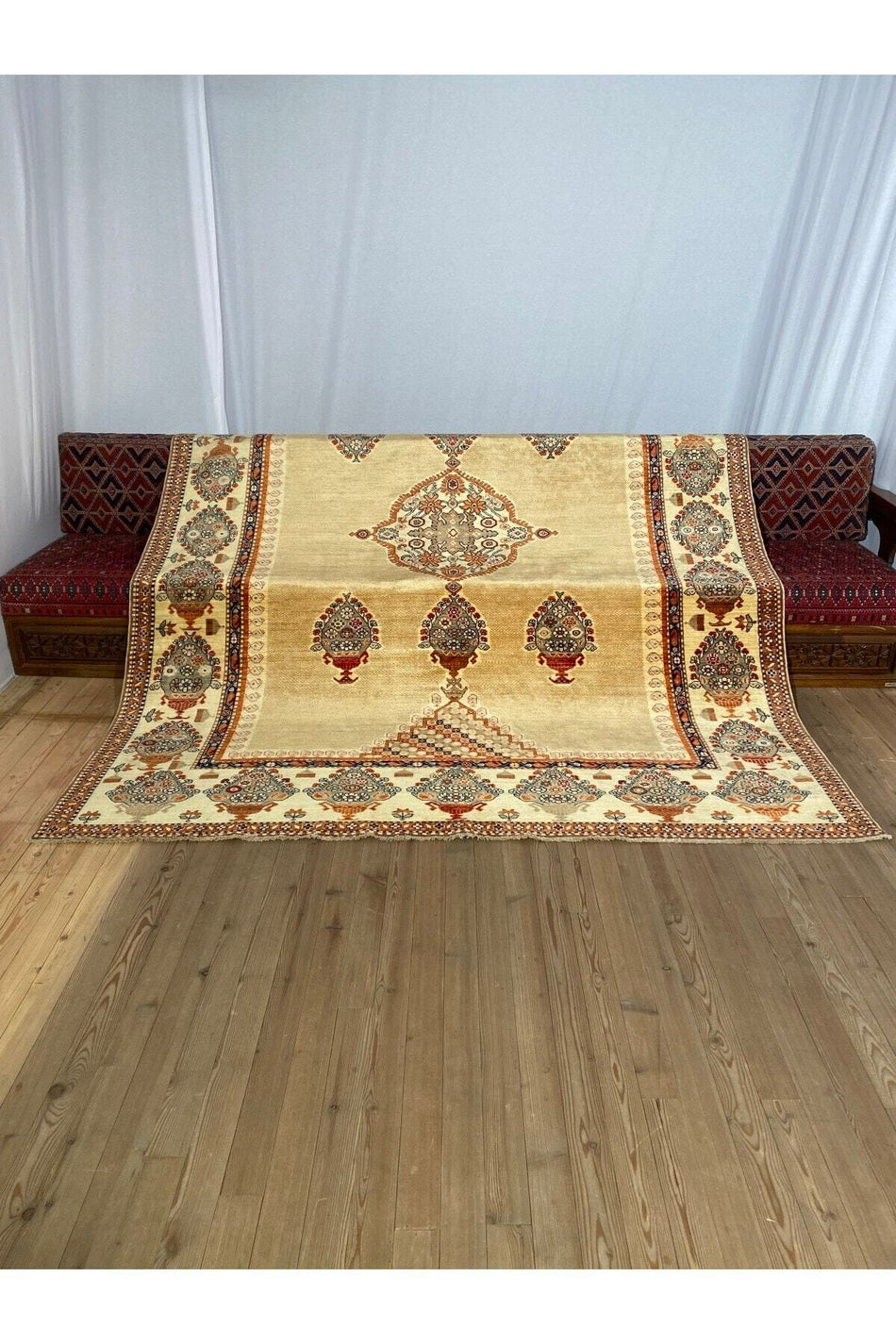 Sirvan Hali Handwoven Usak Carpet - 237 x 310 - MALLTURK