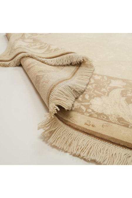 Halicizade Harem Serisi Usak Pattern Hand-Woven Rug - MALLTURK