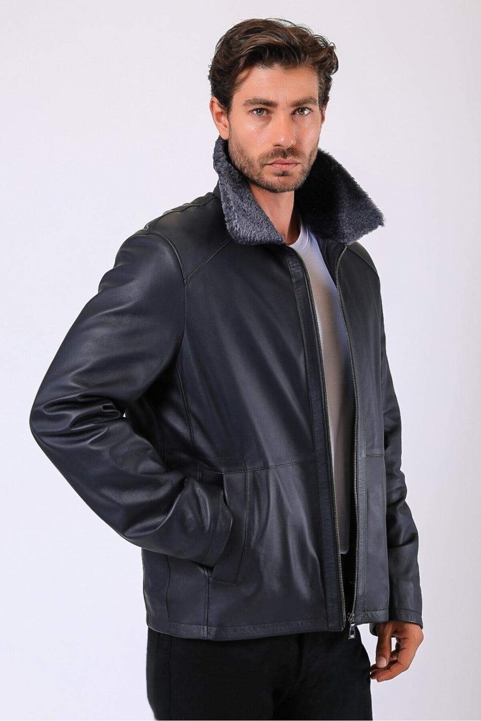 Manteau en cuir véritable bleu marine Leather Club avec accessoires en fourrure
