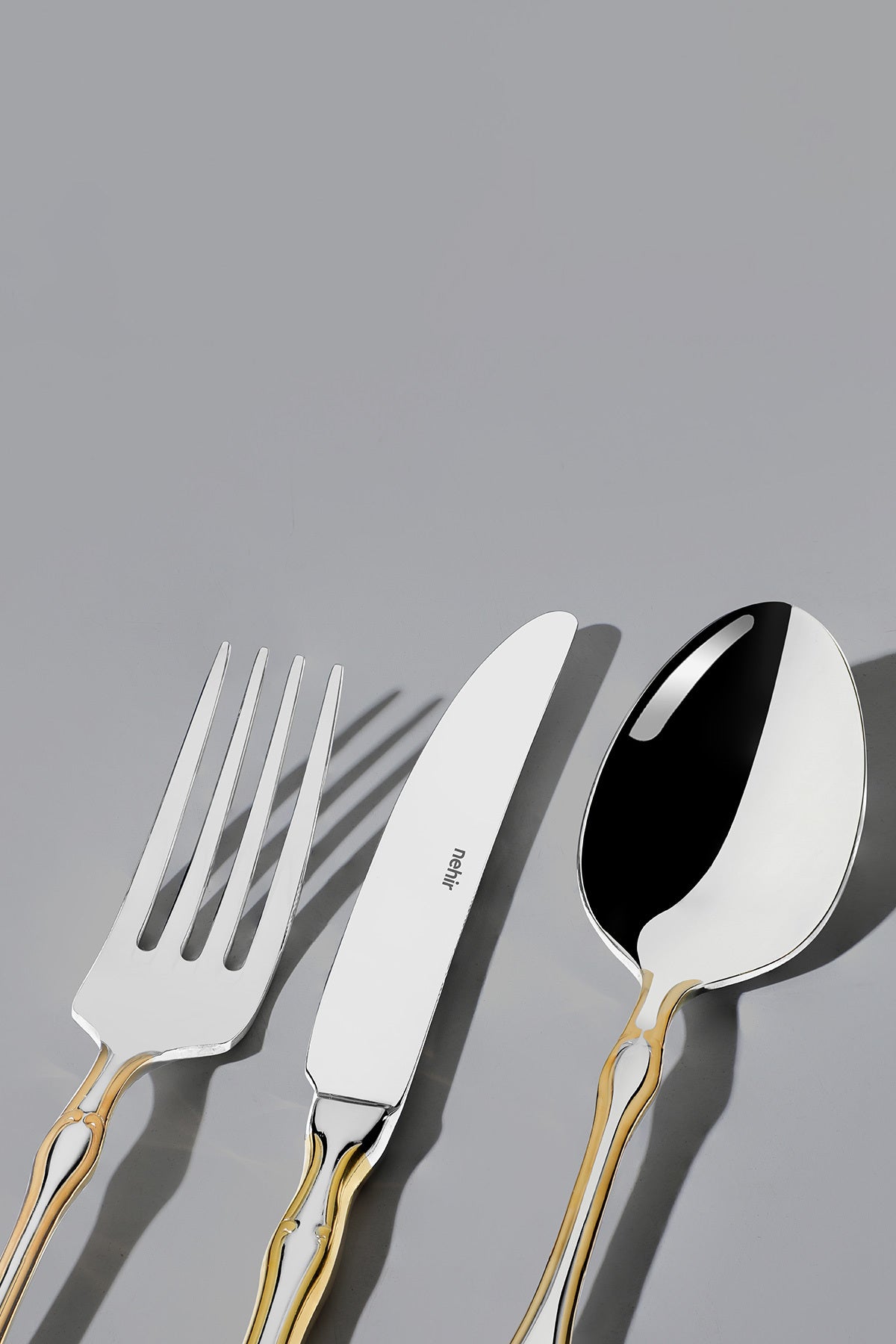 Nehir adriana altin Plain 12 Place Setting 89 Piece Boxed Flatware Set - MALLTURK