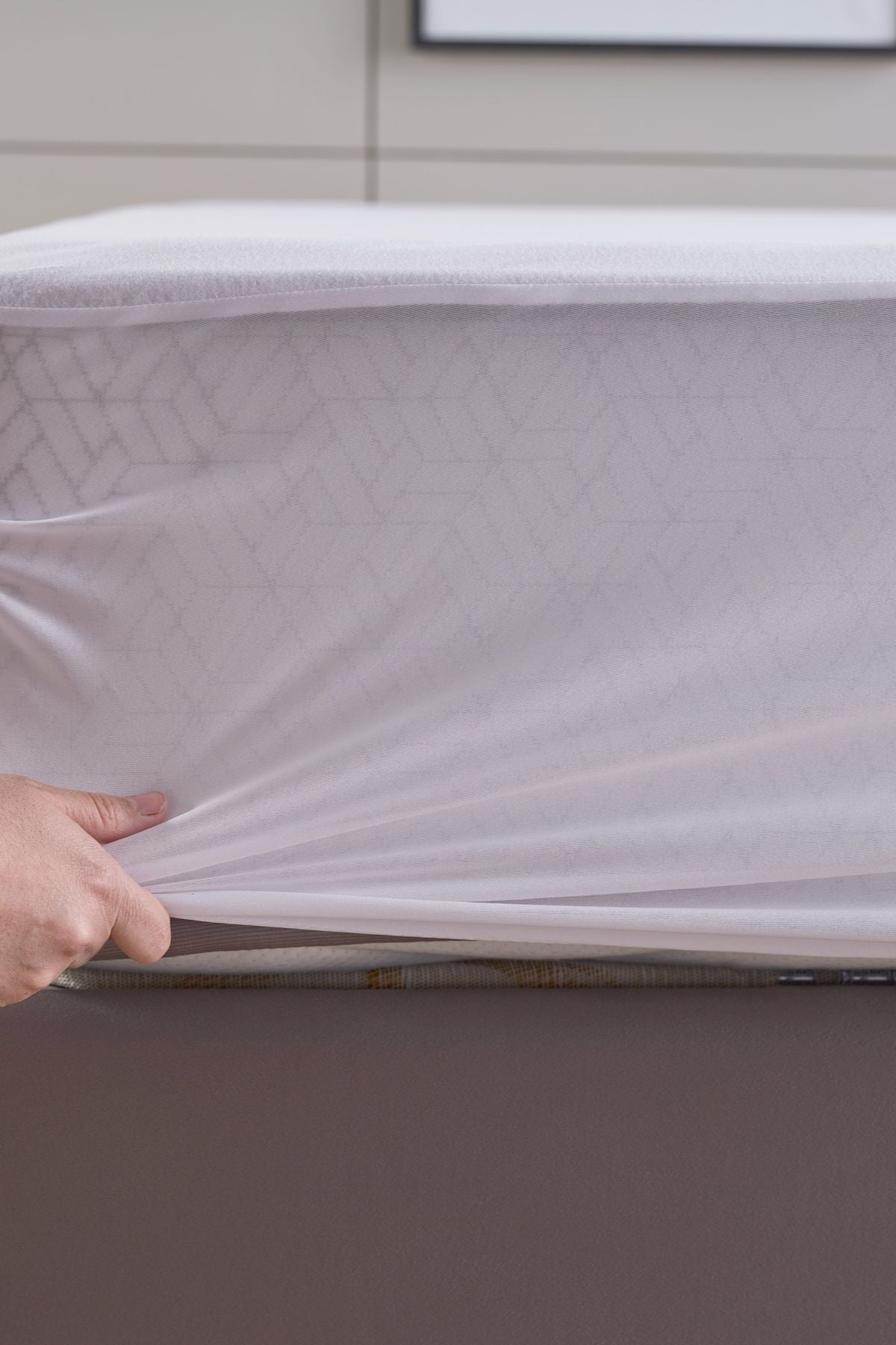 Doqu Home Perla Waterproof Fitted Mattress Protector - MALLTURK