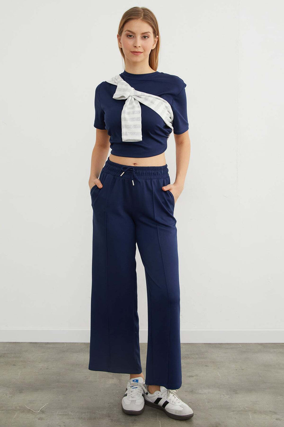 Modal Sweatpants with Tie Waist and Green Front Detail