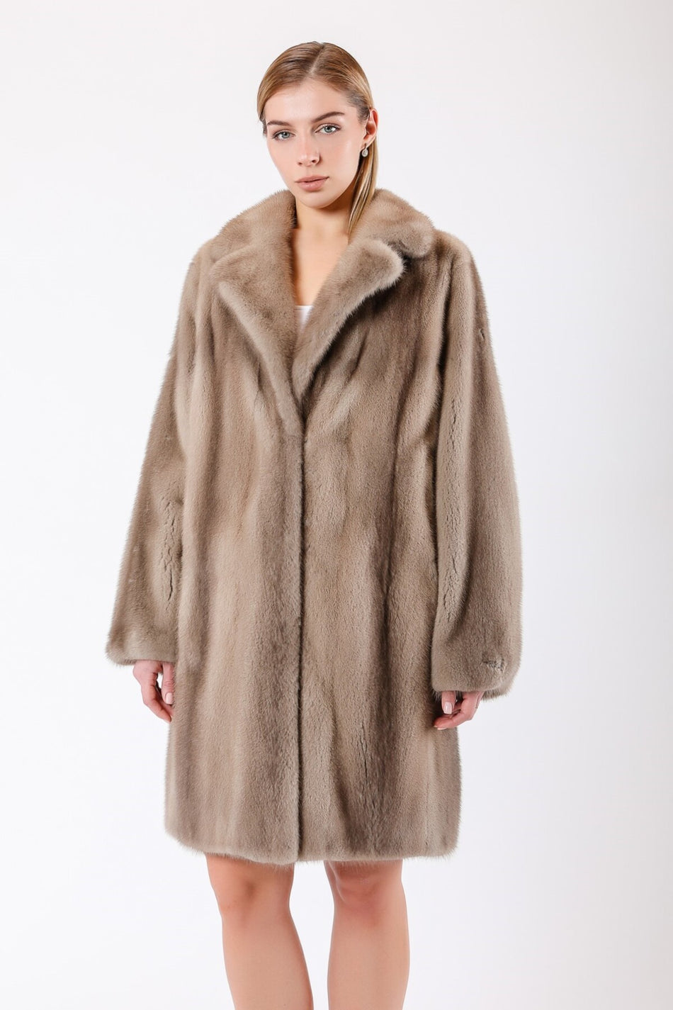 Leather Club Natural Beige Mink Fur Coat