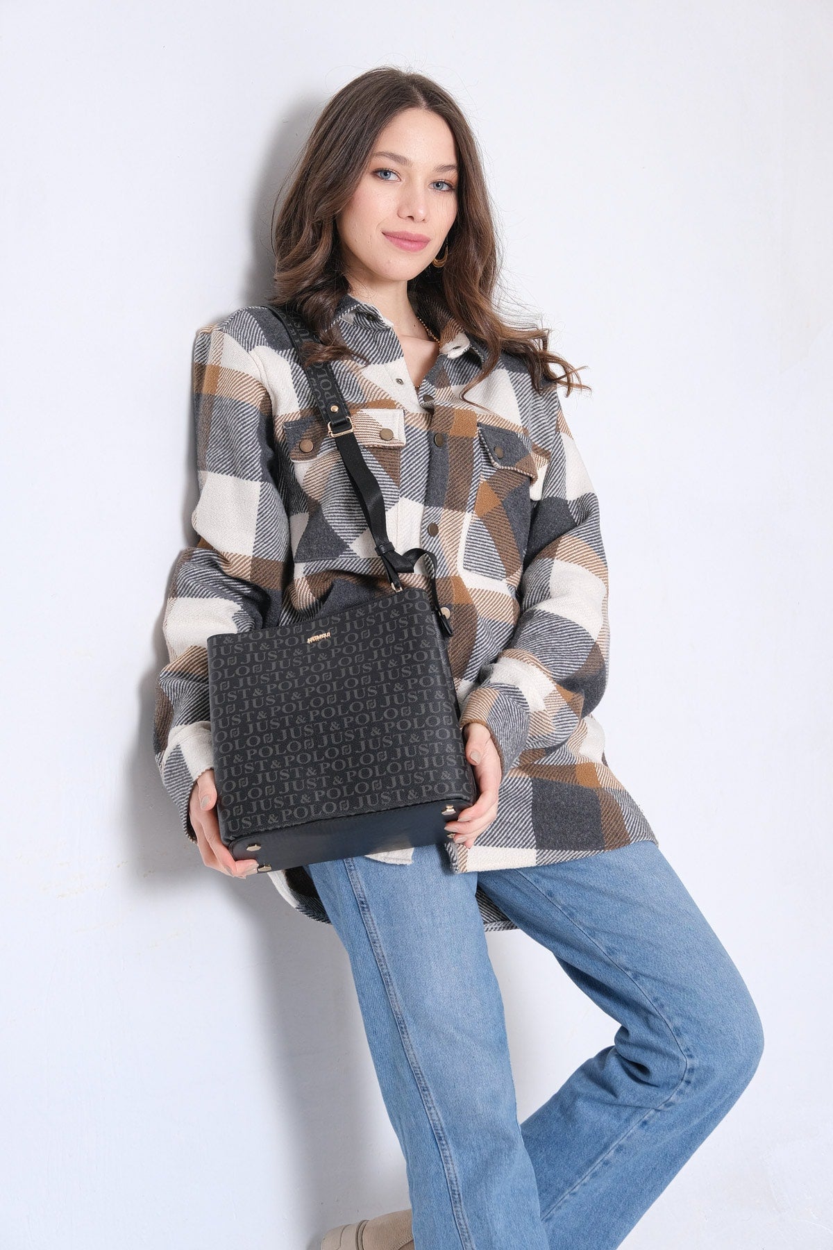 Just Polo Women's Hand and Shoulder Color Black Bag - MALLTURK
