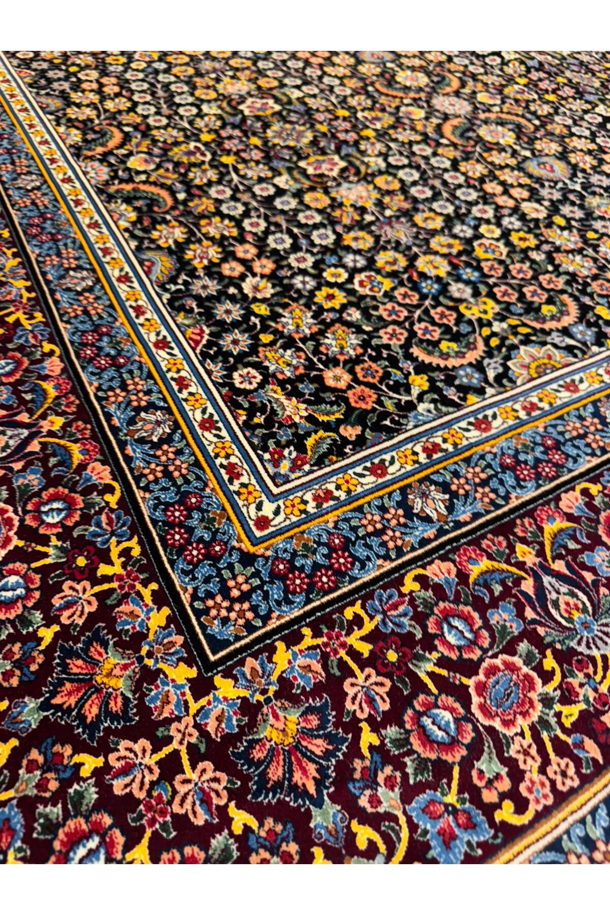 Rustikev Iranian Silk Hereke Rug - MALLTURK